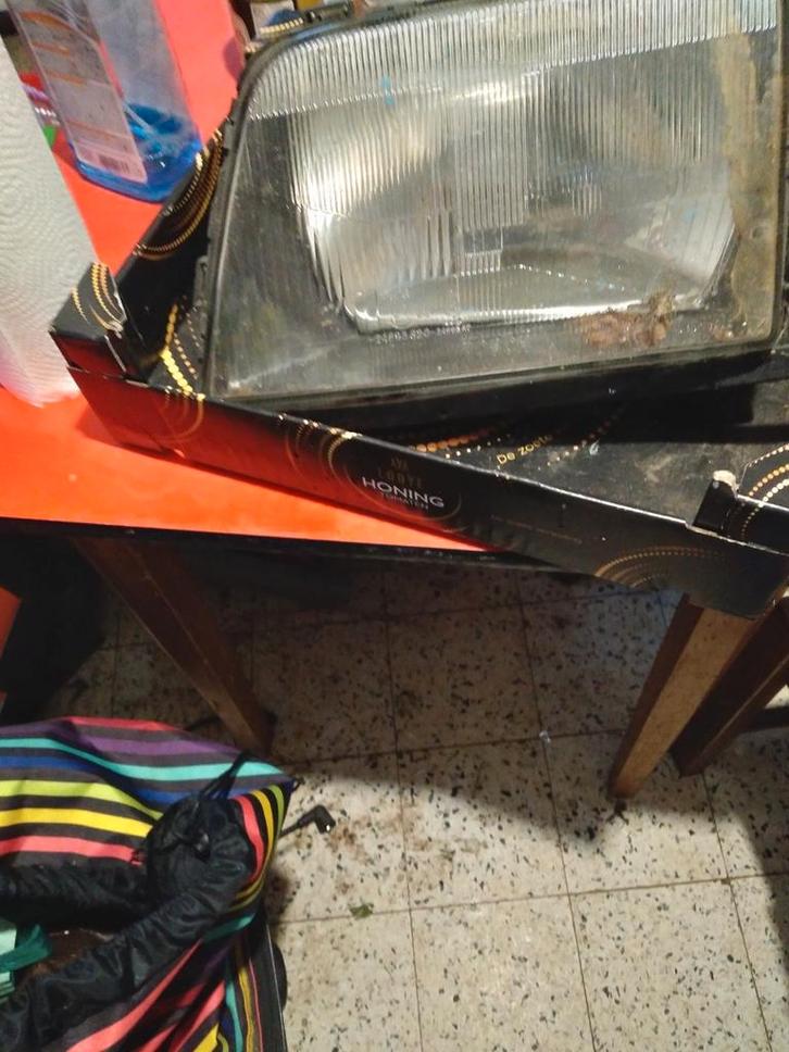 Phare gauche de l'Opel Ascona C, Autos : Pièces & Accessoires, Éclairage, Opel, Enlèvement ou Envoi