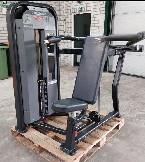 STAR TRAC SHOULDER PRESS 130 KILO NIEUW, Sport en Fitness, Fitnessmaterialen, Zo goed als nieuw, Ophalen of Verzenden