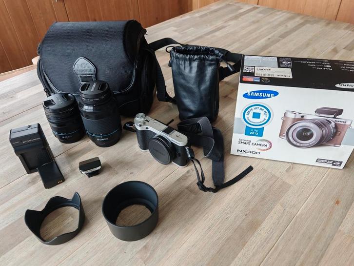 Samsung NX300 + 18-55mm + 50-200mm, Audio, Tv en Foto, Fotocamera's Digitaal, Gebruikt, Samsung, Ophalen of Verzenden