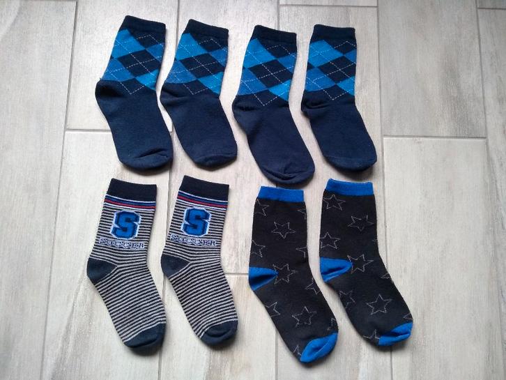 ✩ M27/30 - Set sokken, Kinderen en Baby's, Kinderkleding | Schoenen en Sokken, Gebruikt, Sokken, Jongen, Ophalen of Verzenden