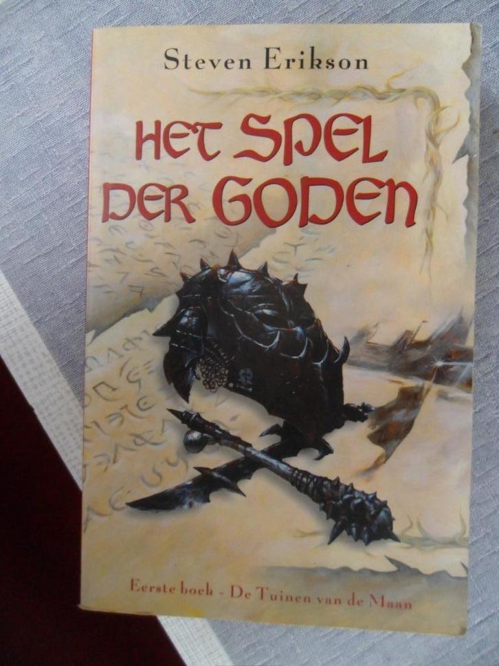 het spel der goden ( Steven Erikson )de tuinen van de Maan, Boeken, Fantasy, Zo goed als nieuw, Verzenden