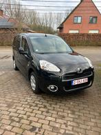 Peugeot partner lichte vracht, Auto's, Euro 5, 1600 cc, Zwart, Particulier