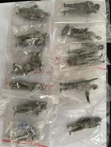 Set van metalen figuren 1/35 beschikbaar voor biedingen
