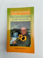 Een zonnebloem in de veranda Gesigneerd Louis Verbeeck, Gelezen, Ophalen of Verzenden