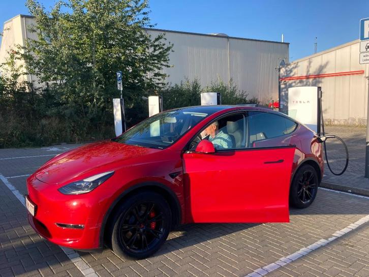 Tesla model Y LR AWD, Auto's, Tesla, Particulier, Model Y, 360° camera, 4x4, ABS, Achteruitrijcamera, Adaptieve lichten, Airbags
