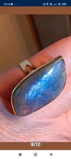 Verstelbare ring met grote labradoriet, Ophalen of Verzenden, Nieuw, Dame, Met edelsteen