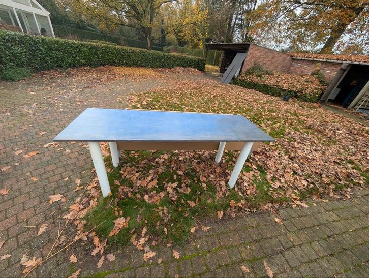 Gratis bureau, Huis en Inrichting, Bureaus, Zo goed als nieuw, Bureau, Ophalen