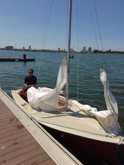 Zeilboot 480, Watersport en Boten, Open zeilboten, Zo goed als nieuw, Overige typen, 3 tot 6 meter, Polyester, Geen motor, Ophalen