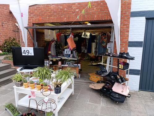 Ruime garage verkoop! Dagelijks aangevuld Bekijk alle foto's, Diversen, Rommelmarktspullen, Zo goed als nieuw, Ophalen