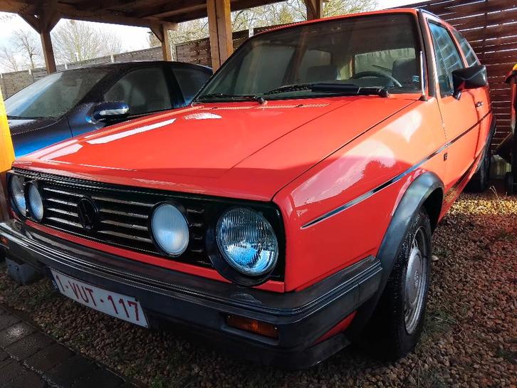 Golf 2 GTD 1986 petits carreaux., Autos, Volkswagen, Particulier, Golf, Toit ouvrant, Sièges sport, Diesel, Hatchback, 3 portes