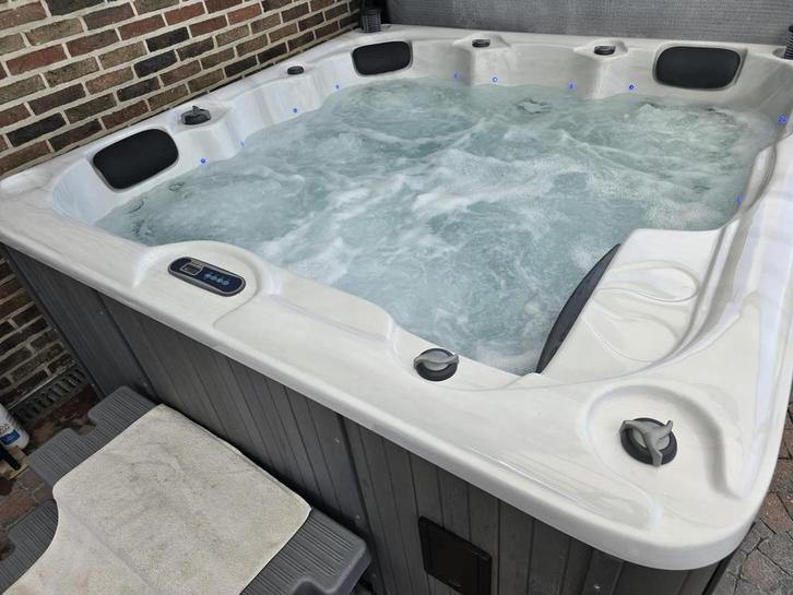 Jacuzzi, Tuin en Terras, Bubbelbaden en Hottubs, Gebruikt, Ophalen