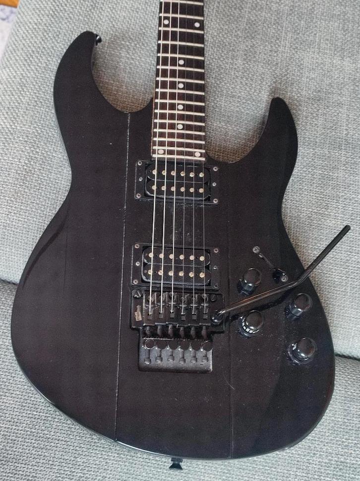 Line 6 Variax JTV-89F, Musique & Instruments, Instruments à corde | Guitares | Électriques, Utilisé, Solid body, Autres marques