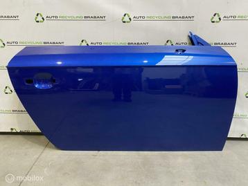 Portier Rechts Audi TT 8S LY5Q SEPANG BLAUW ORIG 8S0831052A beschikbaar voor biedingen