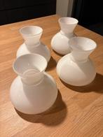 4 globes en verre blanc pour lustre, Ophalen of Verzenden, Zo goed als nieuw, Wit