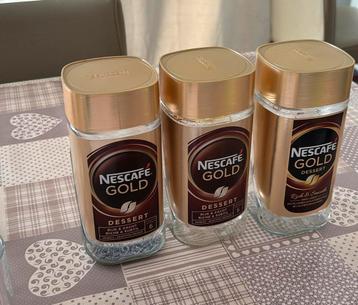 Bewaar potten glas  beschikbaar voor biedingen