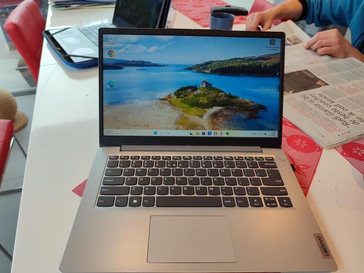 laptop Lenovo, Computers en Software, Windows Laptops, Zo goed als nieuw, 14 inch, SSD, 2 tot 3 Ghz, 8 GB, Qwerty, Ophalen
