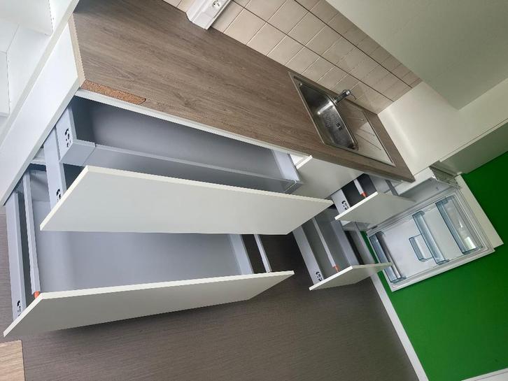 Wooncontainer/bureau unit, Bricolage & Construction, Sanitaire, Utilisé, Toilettes, Enlèvement