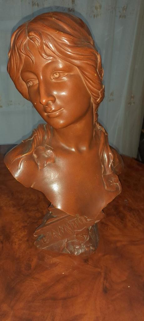 Prachtige grote terracotta buste met de opdruk „L'amitie”, Antiek en Kunst, Kunst | Beelden en Houtsnijwerken, Ophalen of Verzenden