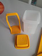 Tupperware Vintage 1 Râpe + Pot à cornichons Orange, Maison & Meubles, Cuisine| Tupperware, Comme neuf, Autres types, Enlèvement ou Envoi