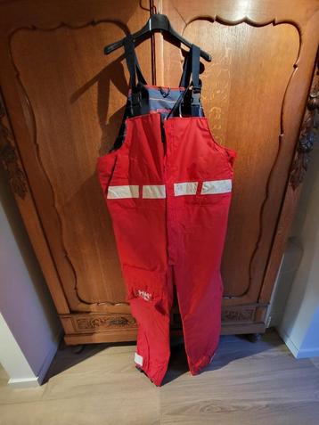 Zeilkledij broek beschikbaar voor biedingen