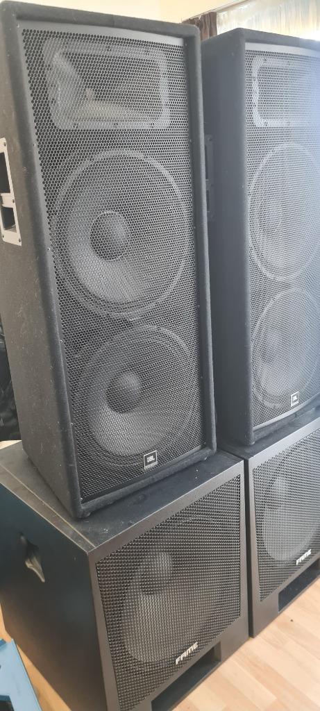 2  x JBL JRX225 Passif + 2  x Fame TNT 18 Sub actif, Audio, Tv en Foto, Luidsprekerboxen, Zo goed als nieuw, Overige typen, 120 watt of meer