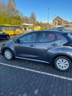 Toyota Yaris Dynamic LHD, Autos, Toyota, Argent ou Gris, Achat, Noir, 5 portes
