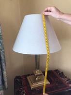 Tafellamp met goudkleurige voet, Overige materialen, Ophalen of Verzenden, Zo goed als nieuw, 50 tot 75 cm