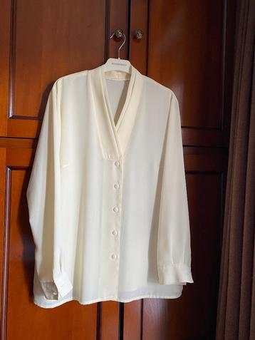 damesblouse beige maat 46 beschikbaar voor biedingen