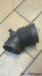 Luchtinlaatslang BMW 1 3 serie E81 E87 E90 N45 13717527068, Enlèvement ou Envoi, Utilisé, BMW, BMW