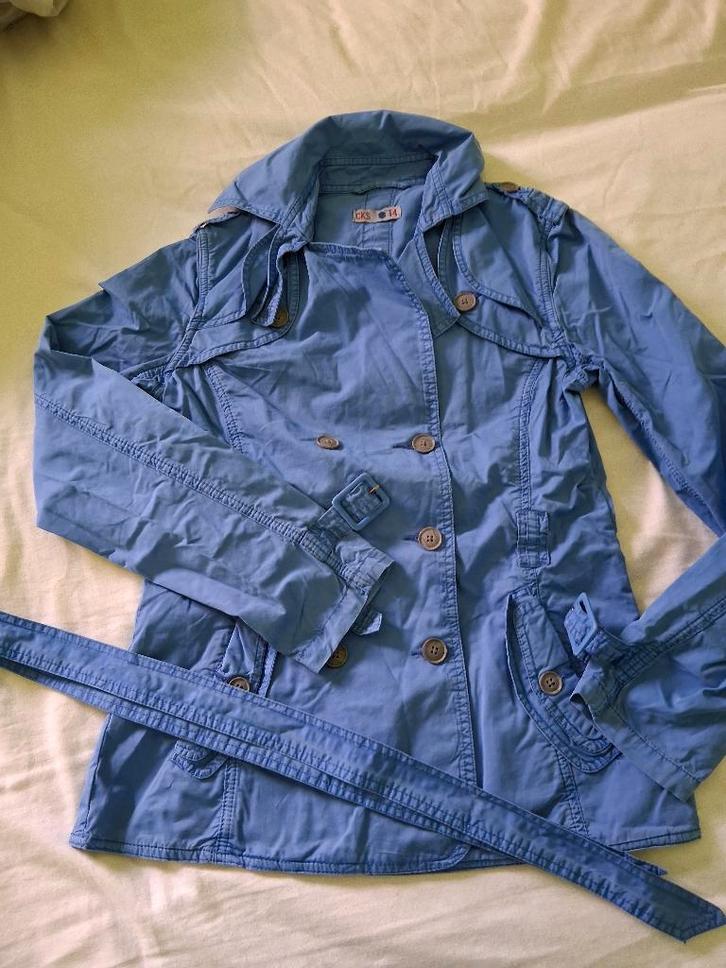 blauwe zomerjas CKS - maat 164, Kinderen en Baby's, Kinderkleding | Maat 164, Zo goed als nieuw, Meisje, Jas, Ophalen of Verzenden