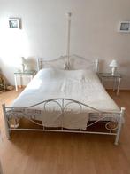 WIT koperen bed, matras, nachtkastjes 160 x 200, Huis en Inrichting, Slaapkamer | Bedden, Ophalen, Nieuw, Wit