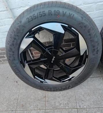 Kia sorento 19 inch orignele velgen + zomerbanden beschikbaar voor biedingen