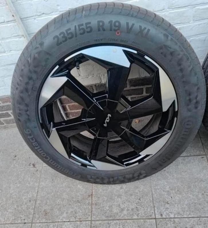 Kia sorento 19 inch orignele velgen + zomerbanden, Auto-onderdelen, Banden en Velgen, Band(en), Zomerbanden, 19 inch, Ophalen