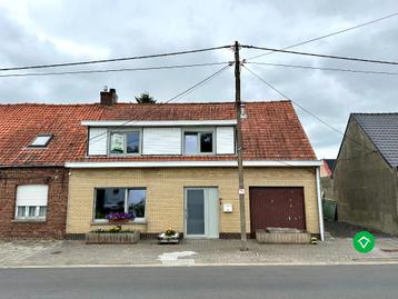 Ruime gezinswoning met dubbele garage in Eernegem beschikbaar voor biedingen
