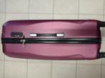 Super lichte valies, Handtassen en Accessoires, Koffers, 45 tot 55 cm, Zo goed als nieuw, Slot, Zacht kunststof