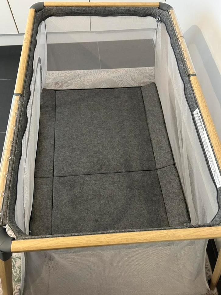 Inklapbare babybox met ritsdeur – zo goed als nieuw, Kinderen en Baby's, Babyparken, Zo goed als nieuw, Ophalen