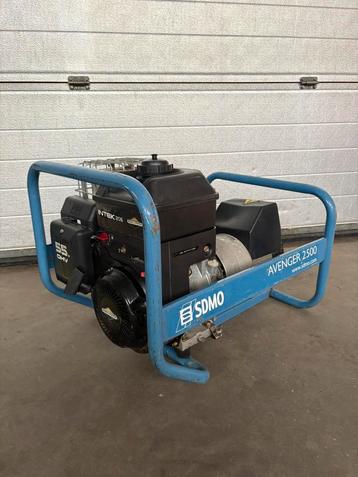 Stroomgenerator met briggs stratton motor beschikbaar voor biedingen