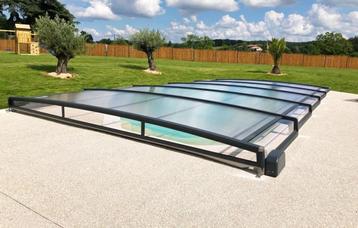 Abri piscine motorisé solaire
