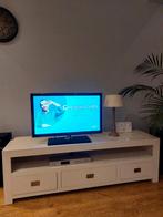 Mooi wit tv meubel van uitstekende kwaliteit en 3 vlotlopend, Huis en Inrichting, Ophalen, Zo goed als nieuw