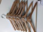 Platte hangers van hout en metaal (8), Kleding | Dames, Kledinghangers, Ophalen, Zo goed als nieuw, Hout