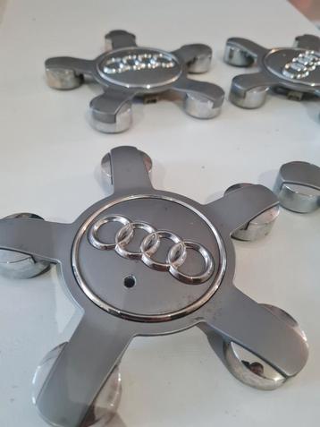 4 x caches origine Audi  beschikbaar voor biedingen