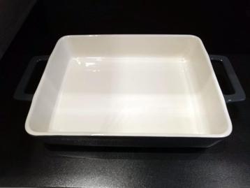 Ovenschaal beschikbaar voor biedingen