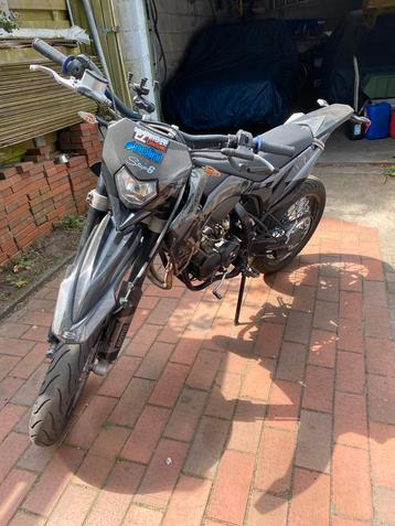 Sherco 50cc, Fietsen en Brommers, Ophalen, Zo goed als nieuw