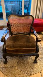 Antieken fauteuil, Enlèvement