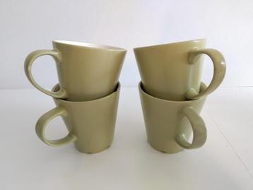 Set oude koffiekoppen Ikea, olijfgroen, met afdruipbodem. beschikbaar voor biedingen