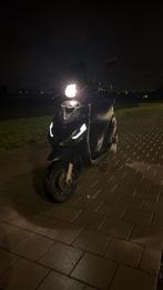 Piaggio Zip iGet 2022 – 9300 km – Zeer goede staat, Fietsen en Brommers, Scooters | Piaggio, Ophalen, Zo goed als nieuw, Zip