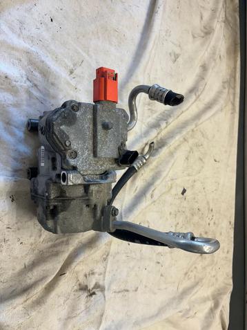Toyota Prius Aircopomp 042200-0212 beschikbaar voor biedingen