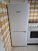 Réfrigérateur/congélateur Liebherr âgé de seulement 3 ans, Electroménager, 120 à 140 cm, Comme neuf, Enlèvement, 200 litres ou plus