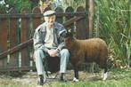 Oudstrijder 1940-45 Antoine Engelbosch met schaap, Verzamelen, Bidprentjes en Rouwkaarten, Ophalen of Verzenden