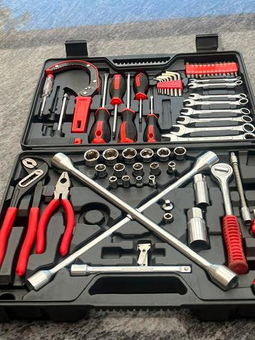 Malette a outils, Enlèvement, Remplie, Comme neuf